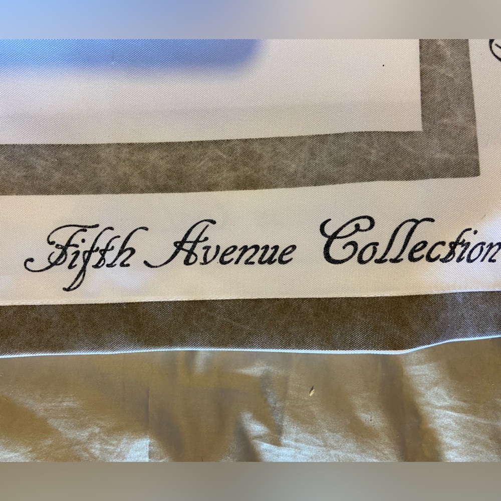 Fifth Avenue Collection Gray and White tablecloth
